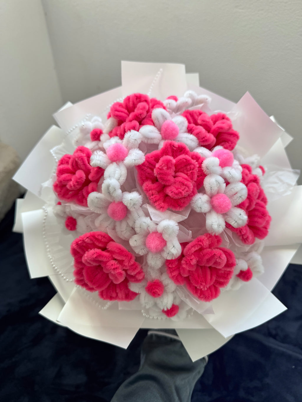 🌸 Adorable Pink Pipe Cleaner Bouquet
Handmade with love